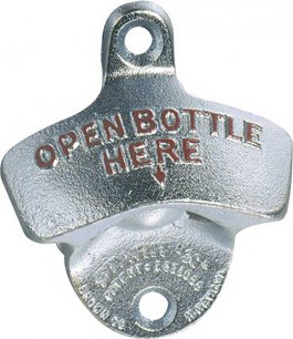 Ścienny otwieracz do butelek ze stali chromowanej 7 x 8 cm. APS 93124